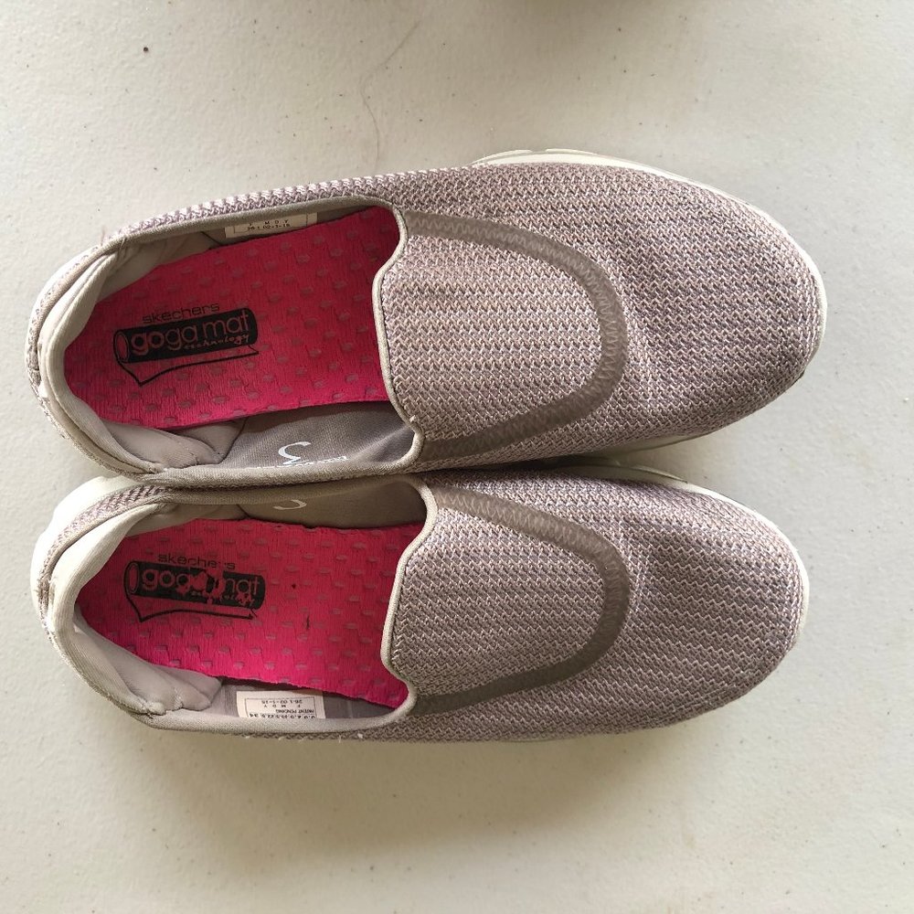 Skechers Go Walk Casual Comfort Shoe